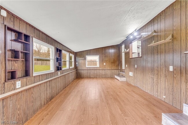 Building Photo - 25121 Price Rd