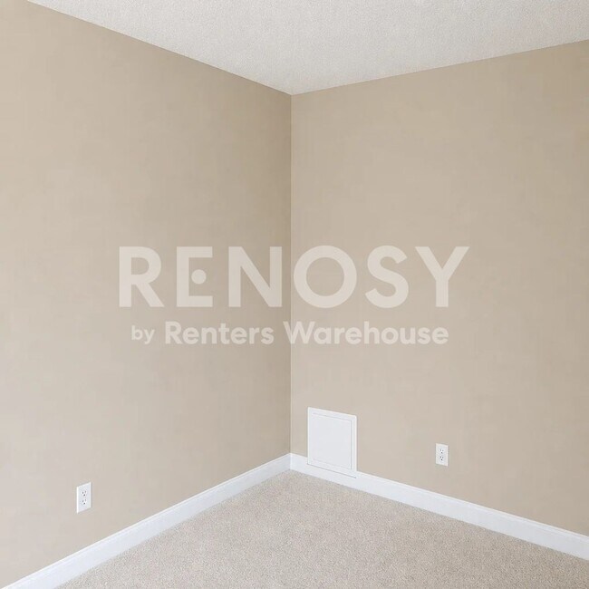 Building Photo - 2BD/2BA Townhome in Ramsey Available Now!