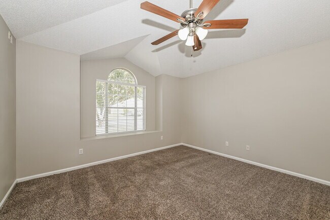 Building Photo - 2968 Waters View Cir