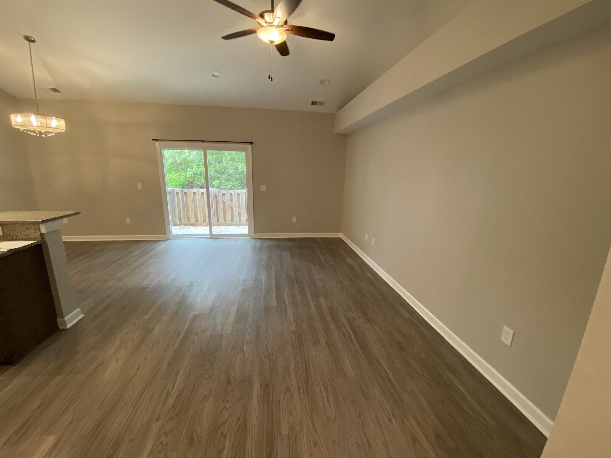 Building Photo - 155 Lincoln Place Cir