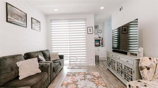 Building Photo - 5381 Calle Rockfish