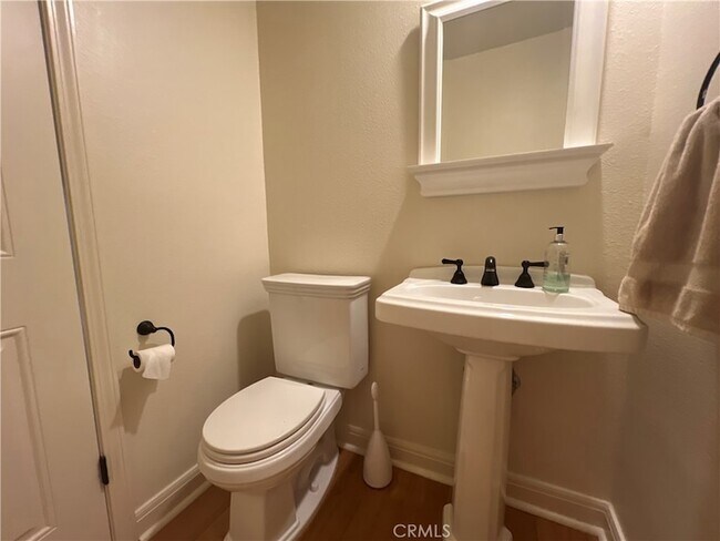 Building Photo - 24822 Via San Fernando