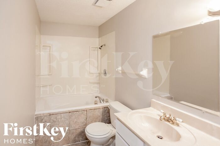 Building Photo - 6756 Burlingame Dr