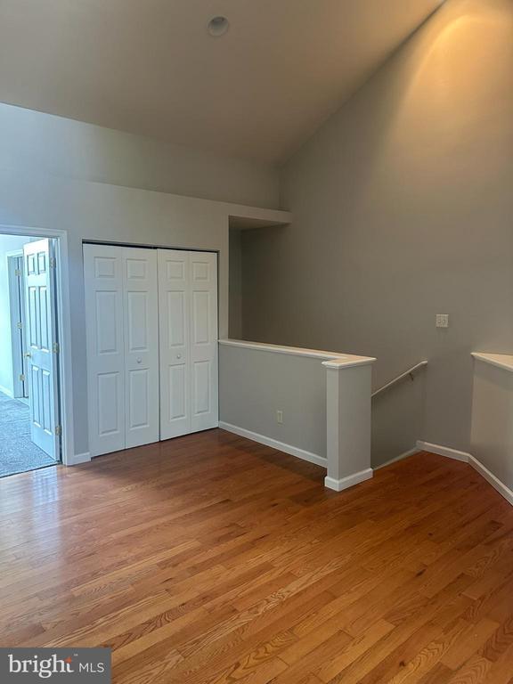 Building Photo - 250 Meriweather Dr