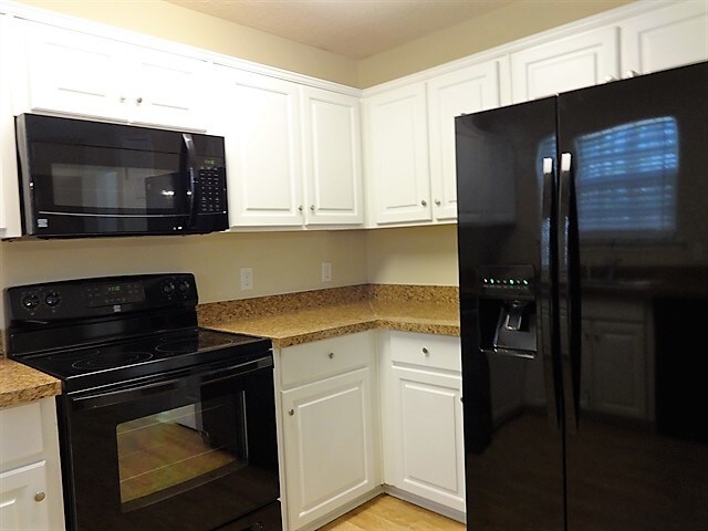 Building Photo - 26 Coronado Ct