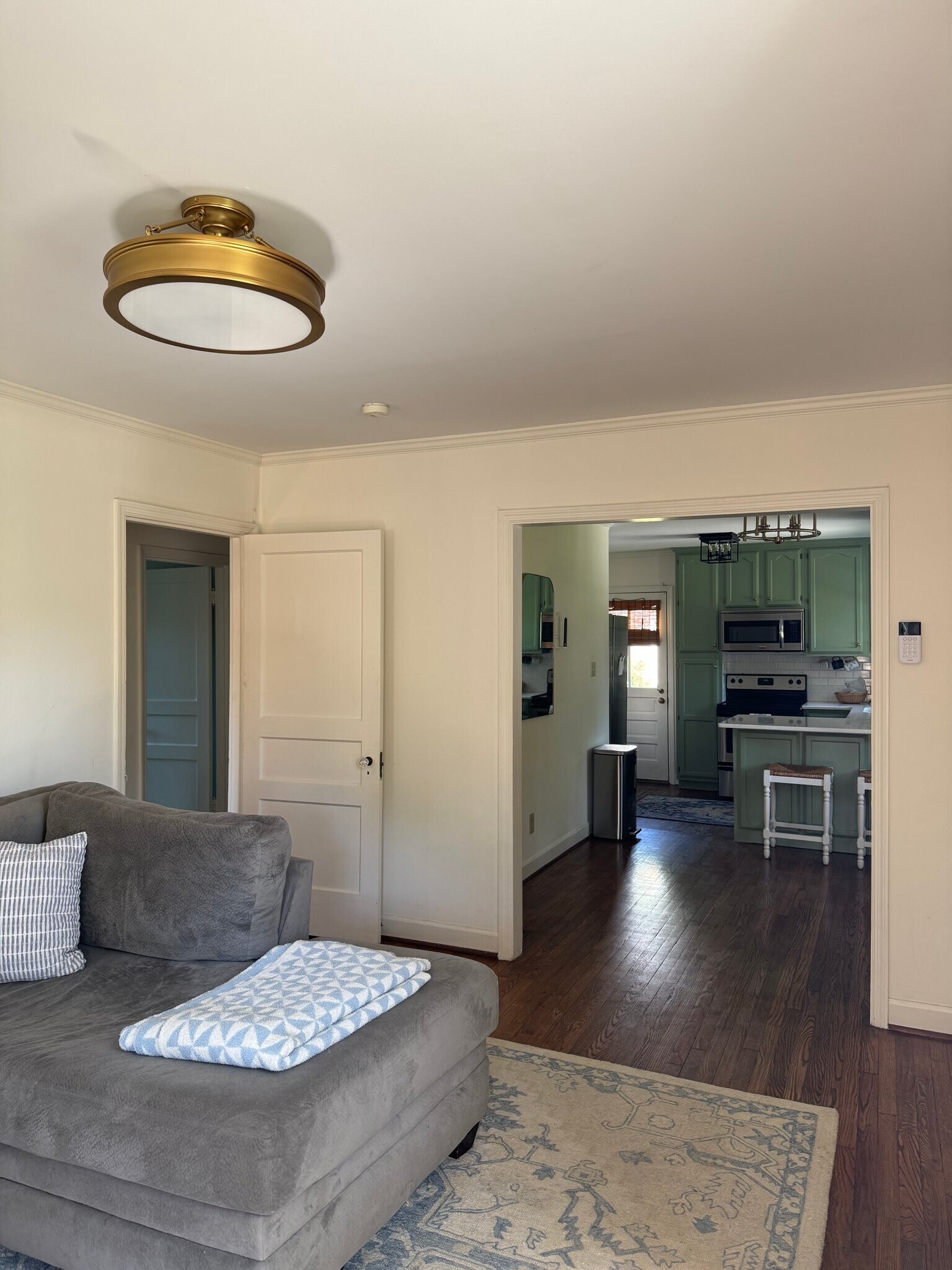 Building Photo - 2944 Primrose Cir