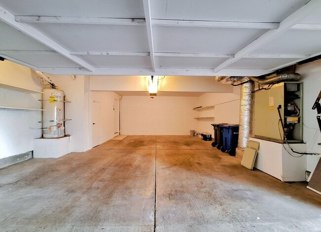 Building Photo - 14575 S Bascom Ave