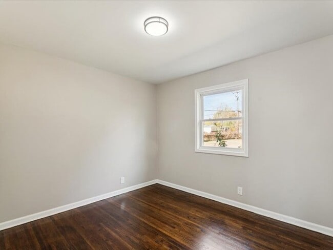 Building Photo - 411 W 46th St