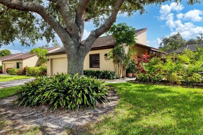 Building Photo - 3638 Glen Oaks Manor Dr