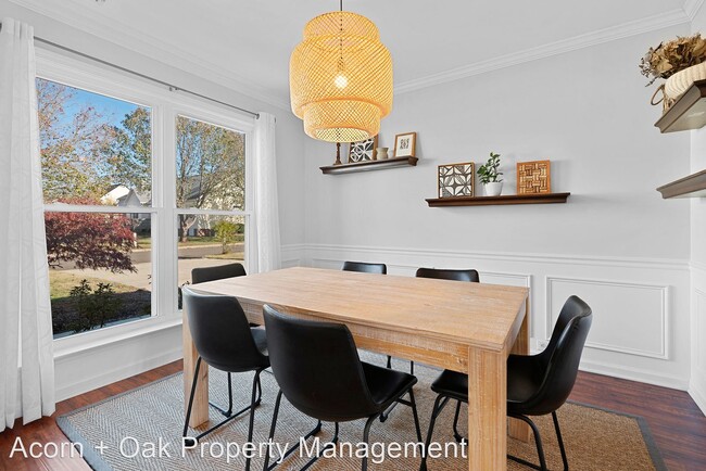 Building Photo - 4 br, 2.5 bath House - 5 Beech Slope Way