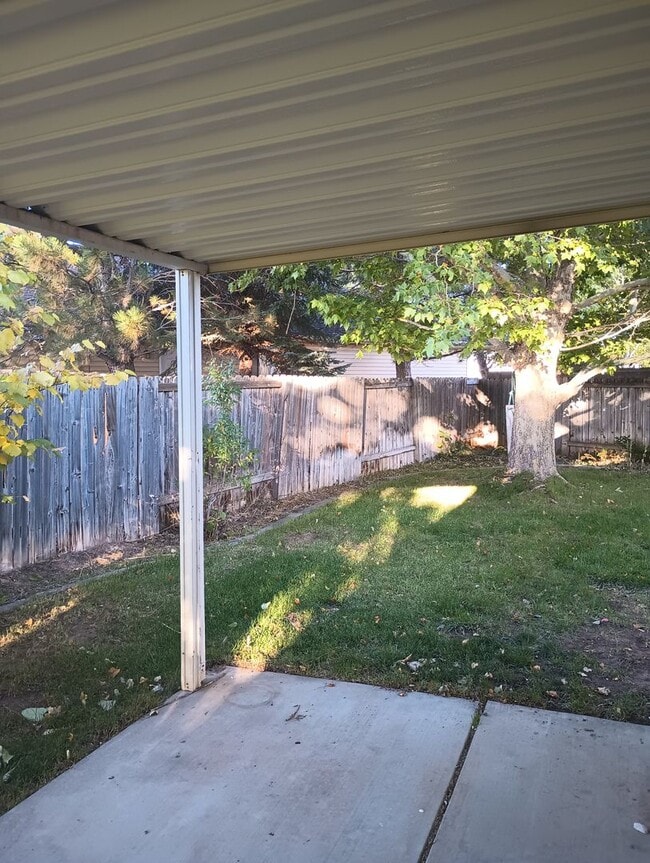 Building Photo - 4006 W 150 N