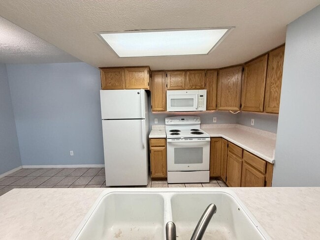 Building Photo - 1499 N 1200 W