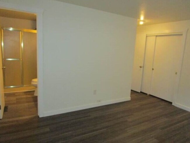 Building Photo - 5304-5304 96th Ave Ct NW