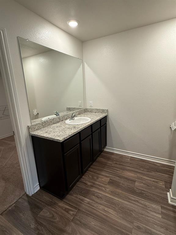 Building Photo - 532 Fox Glen Trl