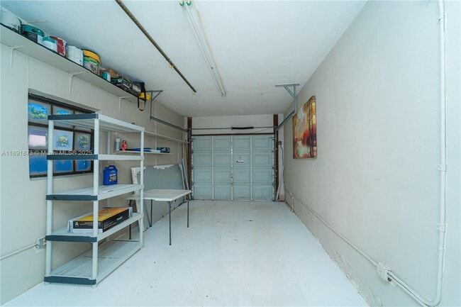 Building Photo - 430 NE 145th St