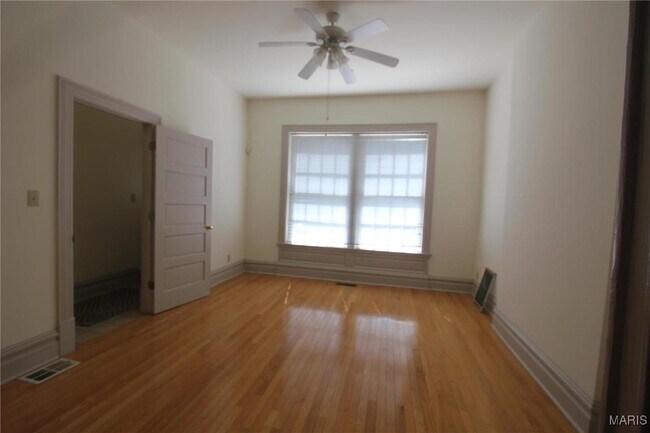 Building Photo - 3643 Shenandoah Ave