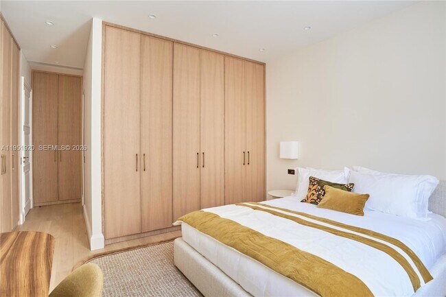 Building Photo - 9 Avenue Frederic Le Play Ave