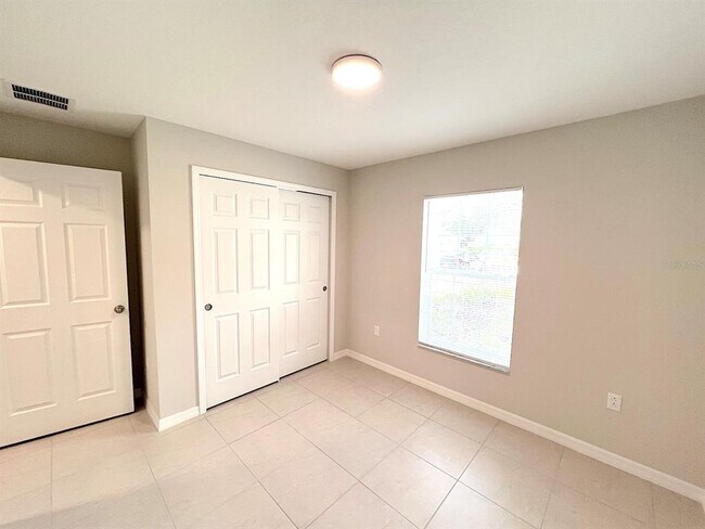 Building Photo - 111 Rolling Sands Dr