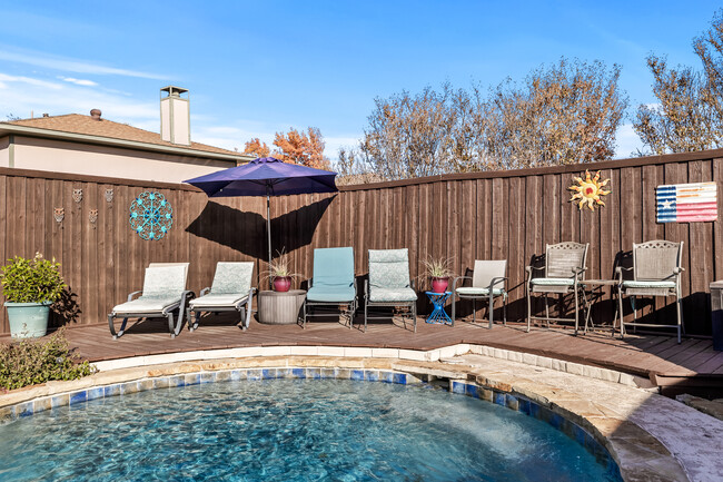 Deck at swimming pool - 3609 Candelaria Dr