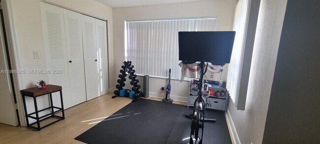 Building Photo - 12400 Vista Isles Dr