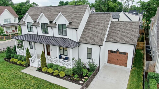 Building Photo - Franklin Home For Lease