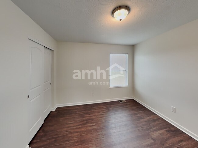 Building Photo - 122 Faulkner Dr