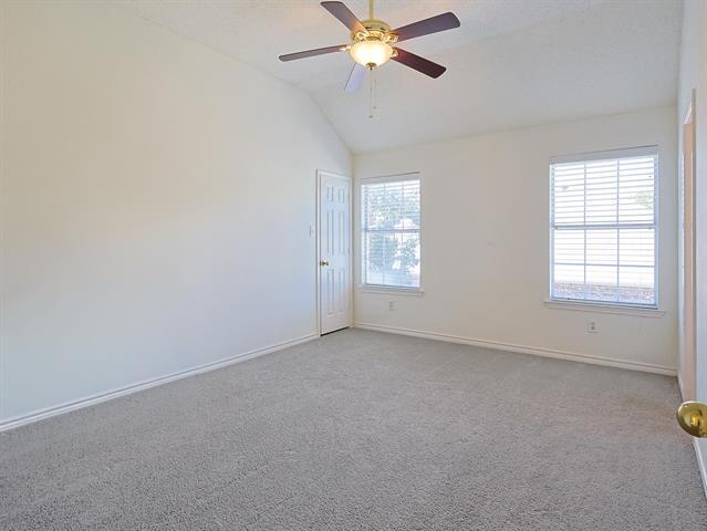 Building Photo - 501 Halifax Ln