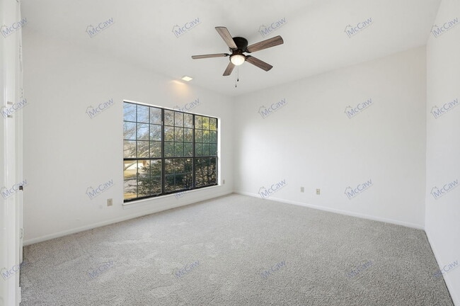 Building Photo - 2024 Heather Brook Dr