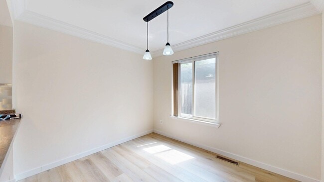 Building Photo - 2609 Meade Ct