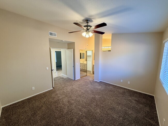 Building Photo - 4238 Brookside Dr