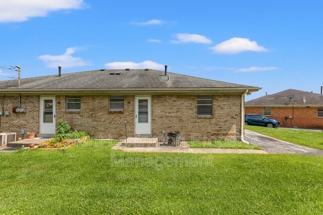 Building Photo - 4029 Victoria Way
