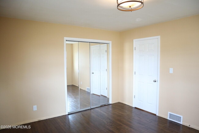 Building Photo - 721 Burnt Tavern Rd