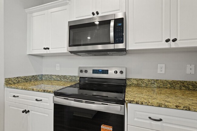 Building Photo - 308 Morgan Pines Dr