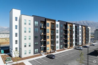 Building Photo - Solhavn