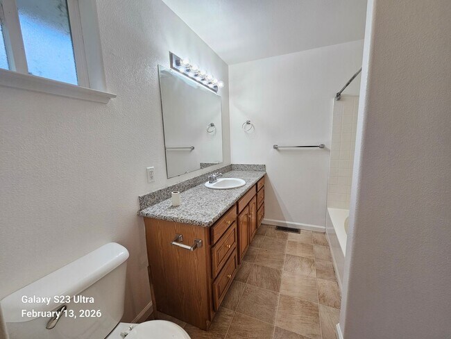 Building Photo - 13019creststreet.is4lease.com