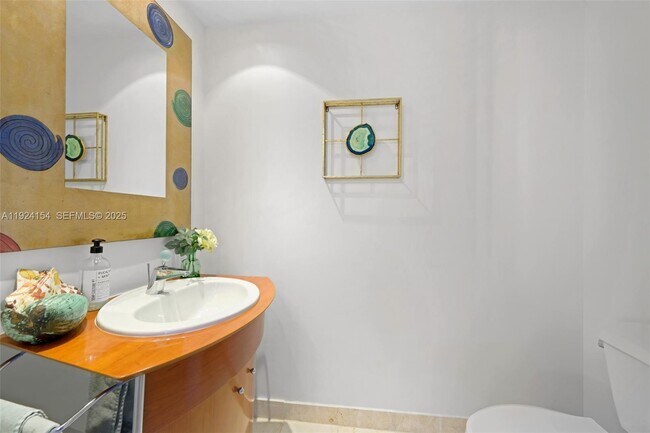 Building Photo - 3370 Hidden Bay Dr