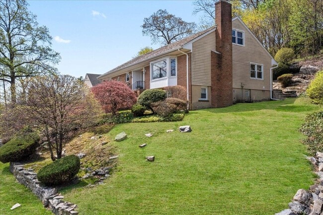 Building Photo - 117 Brendon Hill Rd