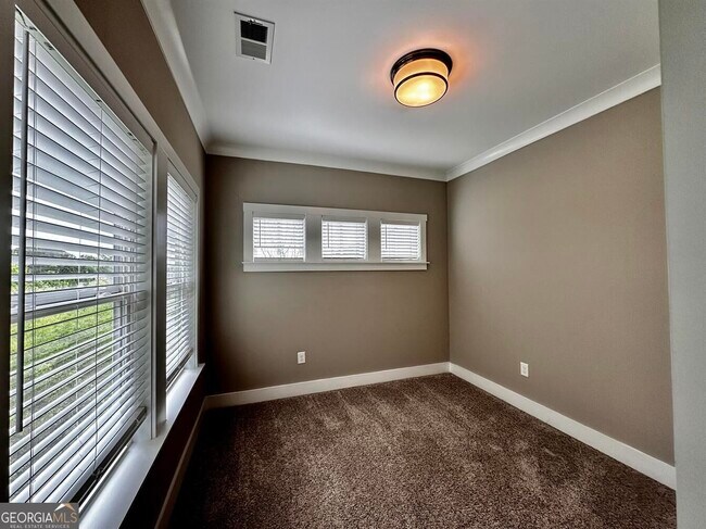 Building Photo - 207 Bellehaven Pl