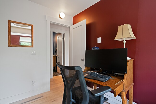 Building Photo - 12 Hays Street Unit 5H , Bozeman , Mt