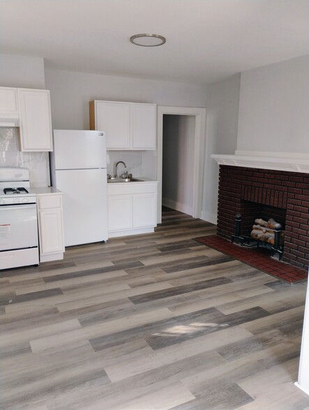 Primary Photo - 416 Linden Ave