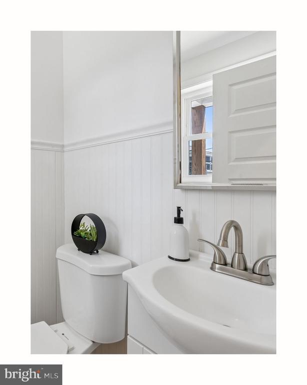 Building Photo - 1228 Patapsco St