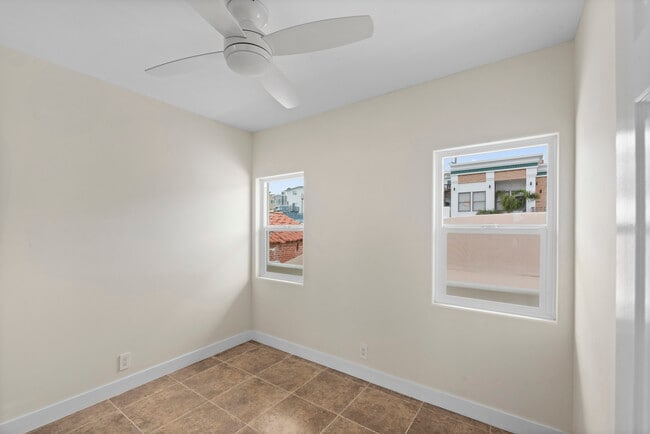 Building Photo - 3309 Highland Ave