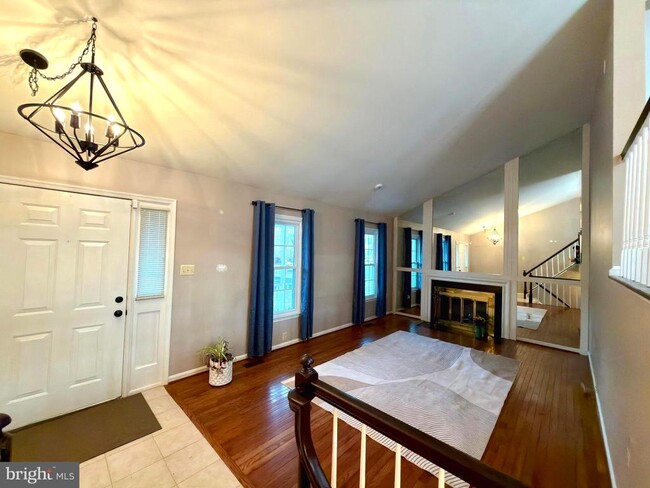 Building Photo - 7684 Green Garland Dr