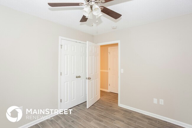 Building Photo - 544 Tarlton Pl NW