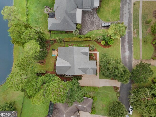 Building Photo - 123 Millers Branch Dr