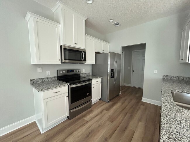 Building Photo - 1220 Grayson Ave