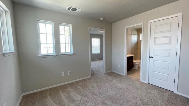 Building Photo - 1409 Goforth Rd