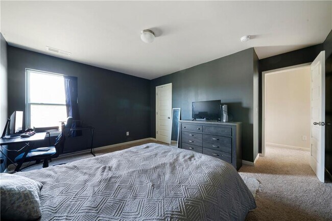 Building Photo - 303 Horizon Trace