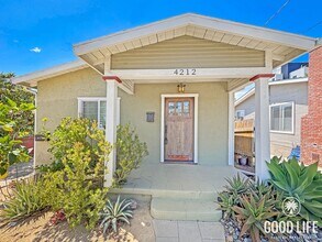 Building Photo - Cozy 2 bedroom, 1 bathroom home in North Park!