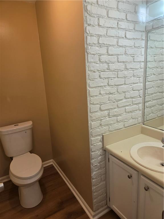 Building Photo - 5595 Wells Cir